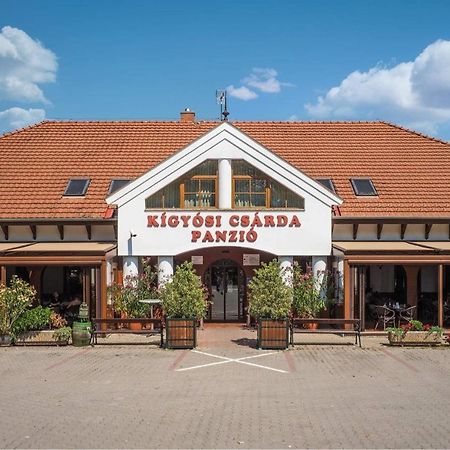 Bed and Breakfast Kigyosi Csarda & Panzio Fulopszallas Экстерьер фото