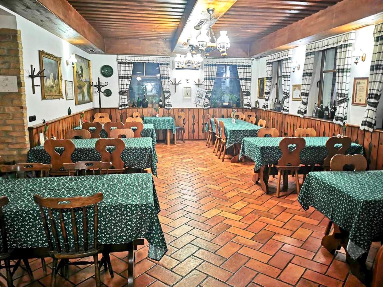 Bed and Breakfast Kigyosi Csarda & Panzio Fulopszallas Экстерьер фото
